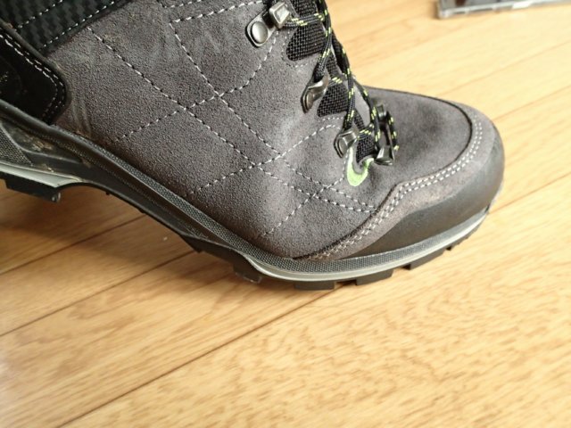幅広の足におすすめ登山靴［LOWA］バンテージWXL購入レビュー | ヤマスター
